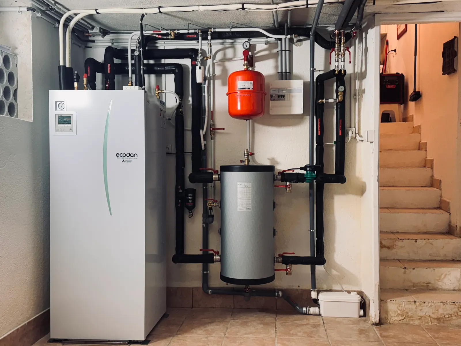 Détail d’une installation hydraulique Mitsubishi Ecodan